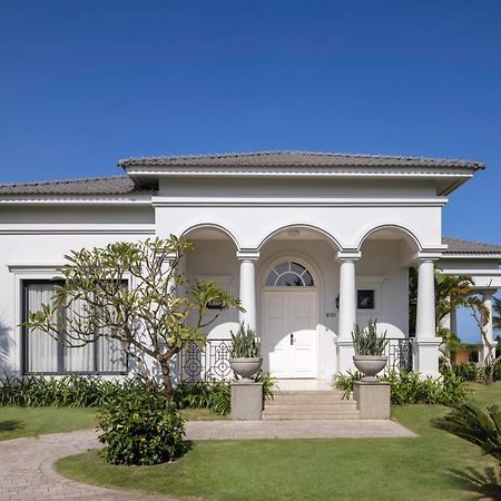 Melia Vinpearl Cua Hoi Beach Resort Cửa Lò Buitenkant foto