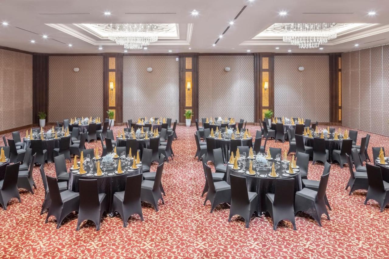 Melia Vinpearl Cua Hoi Beach Resort Cửa Lò Buitenkant foto