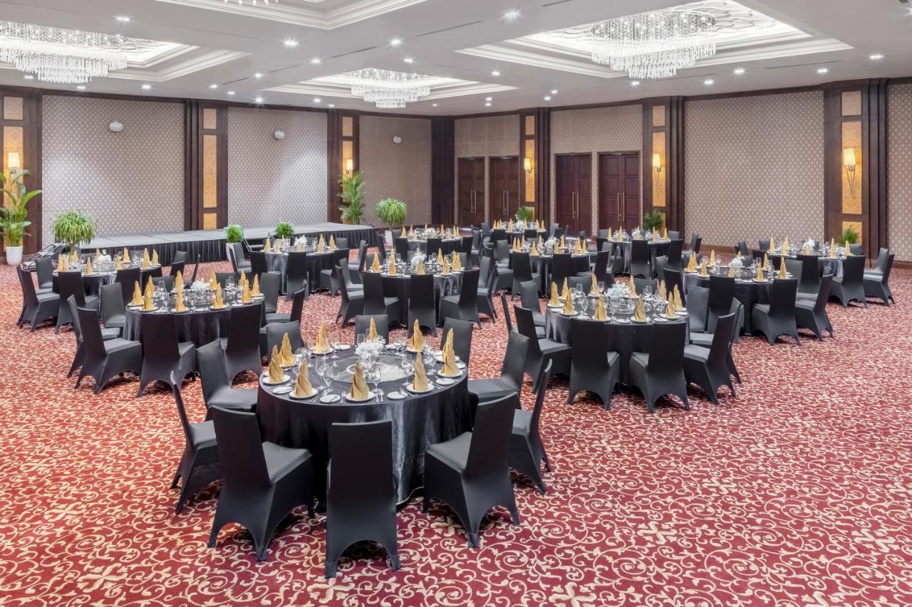 Melia Vinpearl Cua Hoi Beach Resort Cửa Lò Buitenkant foto