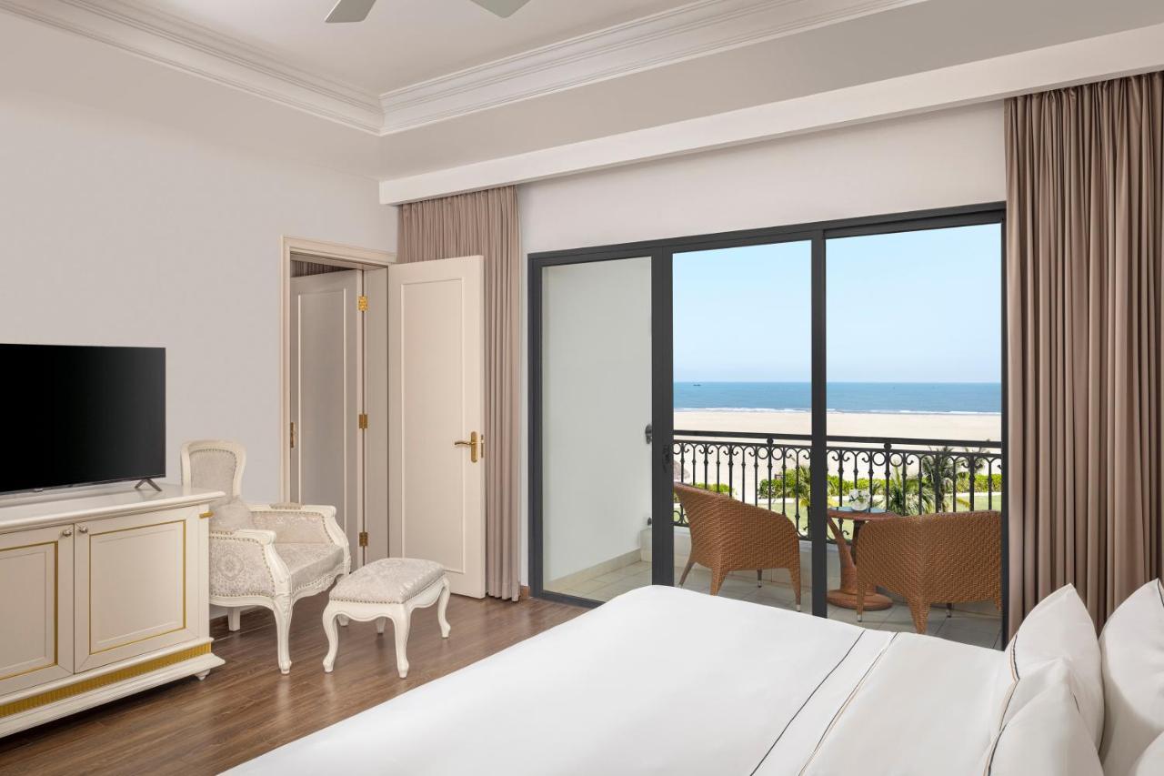 Melia Vinpearl Cua Hoi Beach Resort Cửa Lò Buitenkant foto