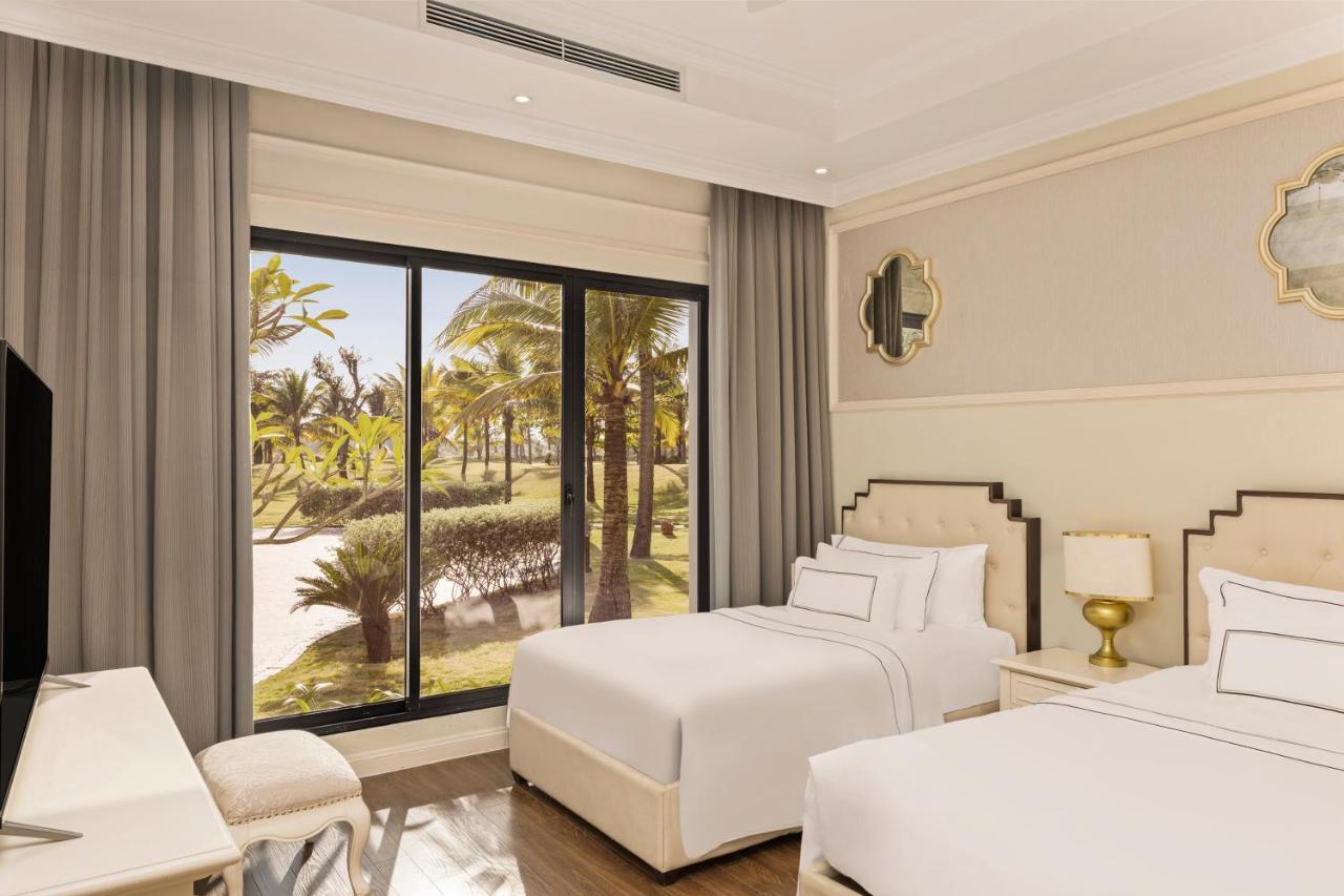 Melia Vinpearl Cua Hoi Beach Resort Cửa Lò Buitenkant foto