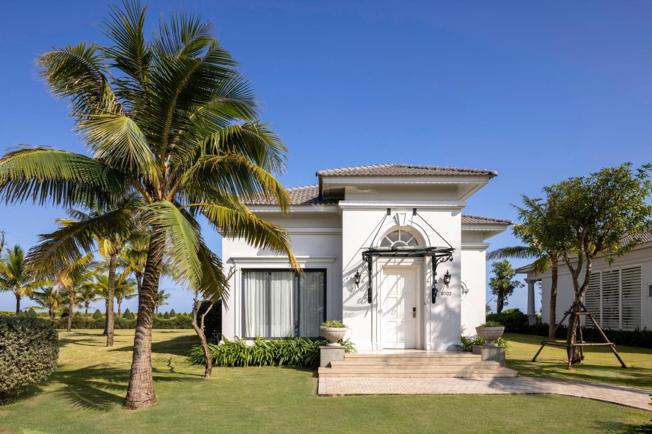 Melia Vinpearl Cua Hoi Beach Resort Cửa Lò Buitenkant foto