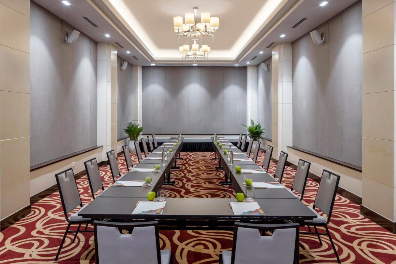 Melia Vinpearl Cua Hoi Beach Resort Cửa Lò Buitenkant foto