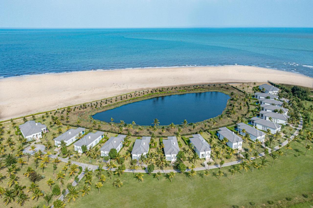 Melia Vinpearl Cua Hoi Beach Resort Cửa Lò Buitenkant foto