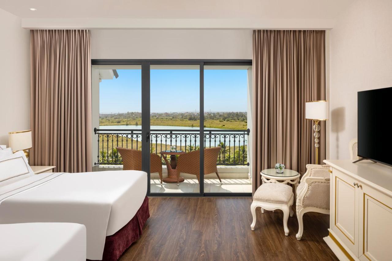 Melia Vinpearl Cua Hoi Beach Resort Cửa Lò Buitenkant foto