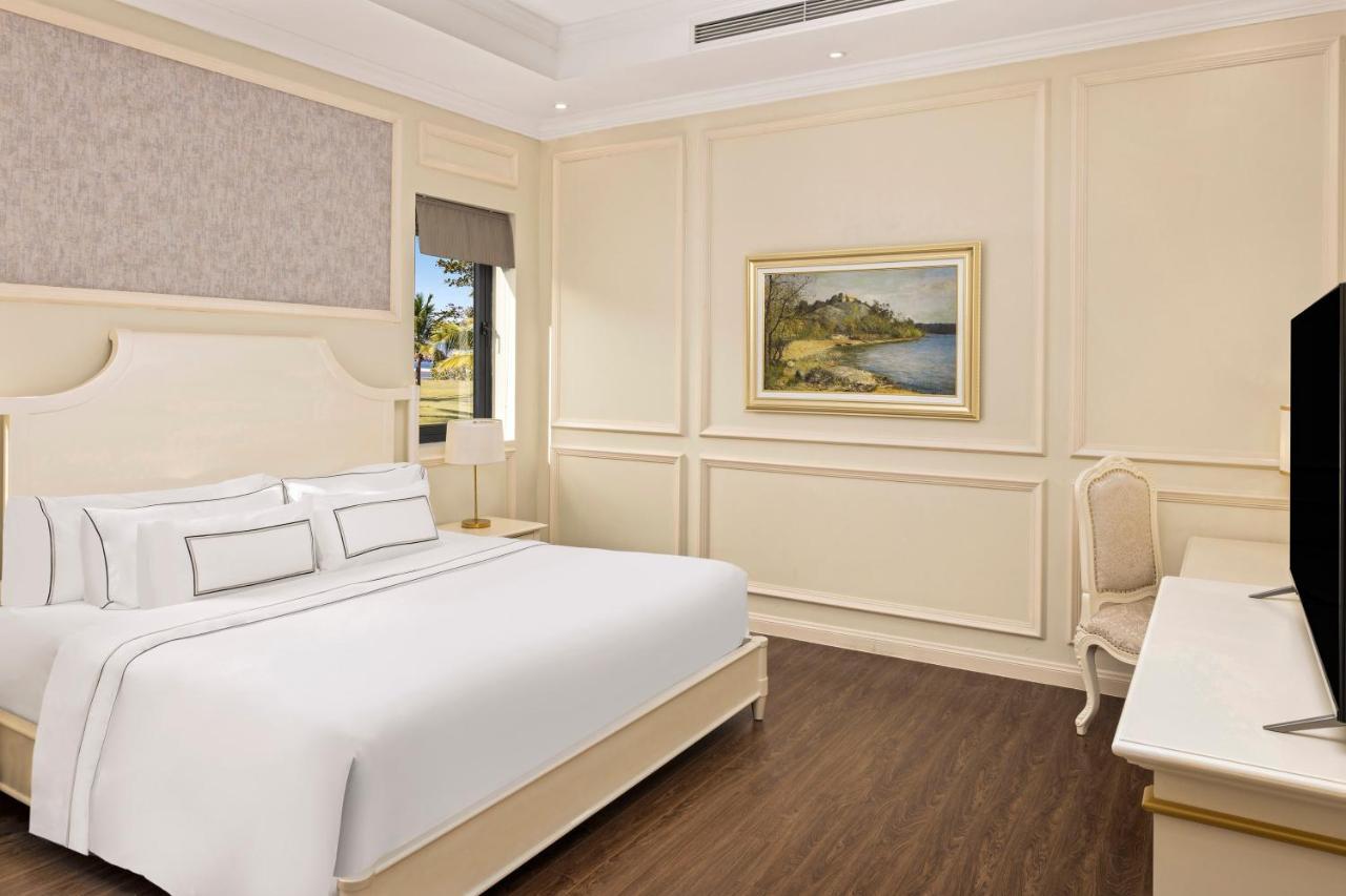 Melia Vinpearl Cua Hoi Beach Resort Cửa Lò Buitenkant foto