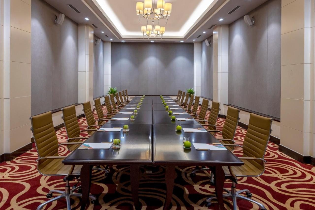 Melia Vinpearl Cua Hoi Beach Resort Cửa Lò Buitenkant foto