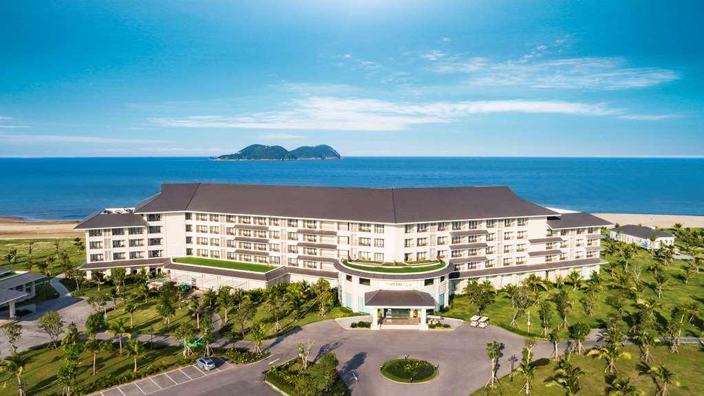 Melia Vinpearl Cua Hoi Beach Resort Cửa Lò Buitenkant foto