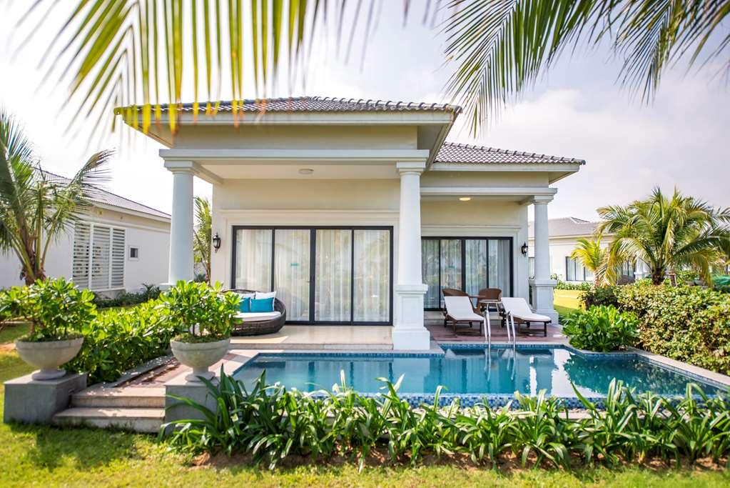Melia Vinpearl Cua Hoi Beach Resort Cửa Lò Buitenkant foto