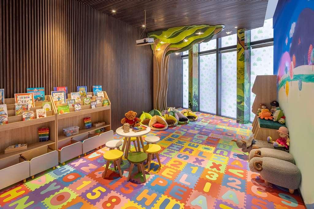 Melia Vinpearl Cua Hoi Beach Resort Cửa Lò Buitenkant foto