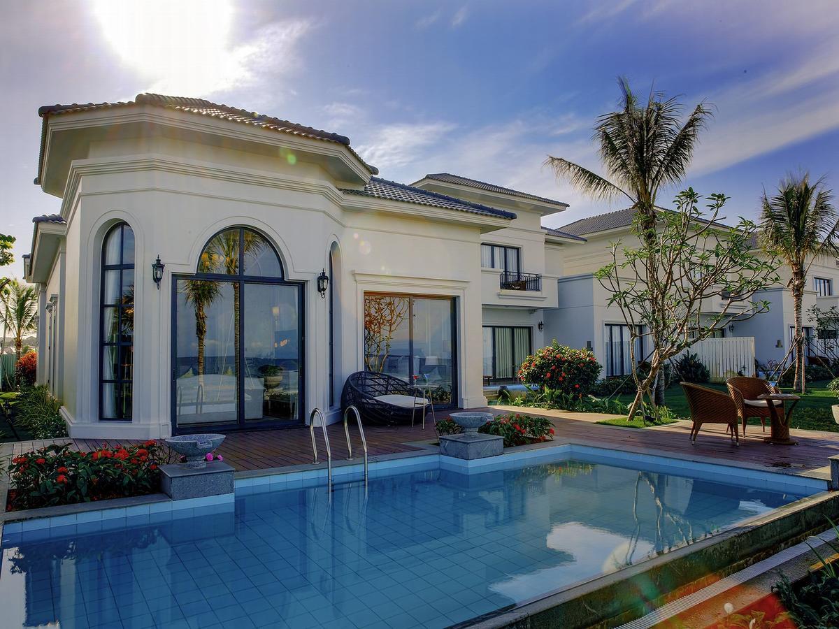Melia Vinpearl Cua Hoi Beach Resort Cửa Lò Buitenkant foto
